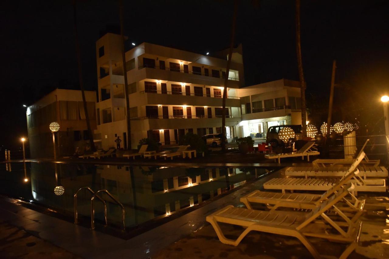 New Ocean Hill Hotel Hikkaduwa Εξωτερικό φωτογραφία