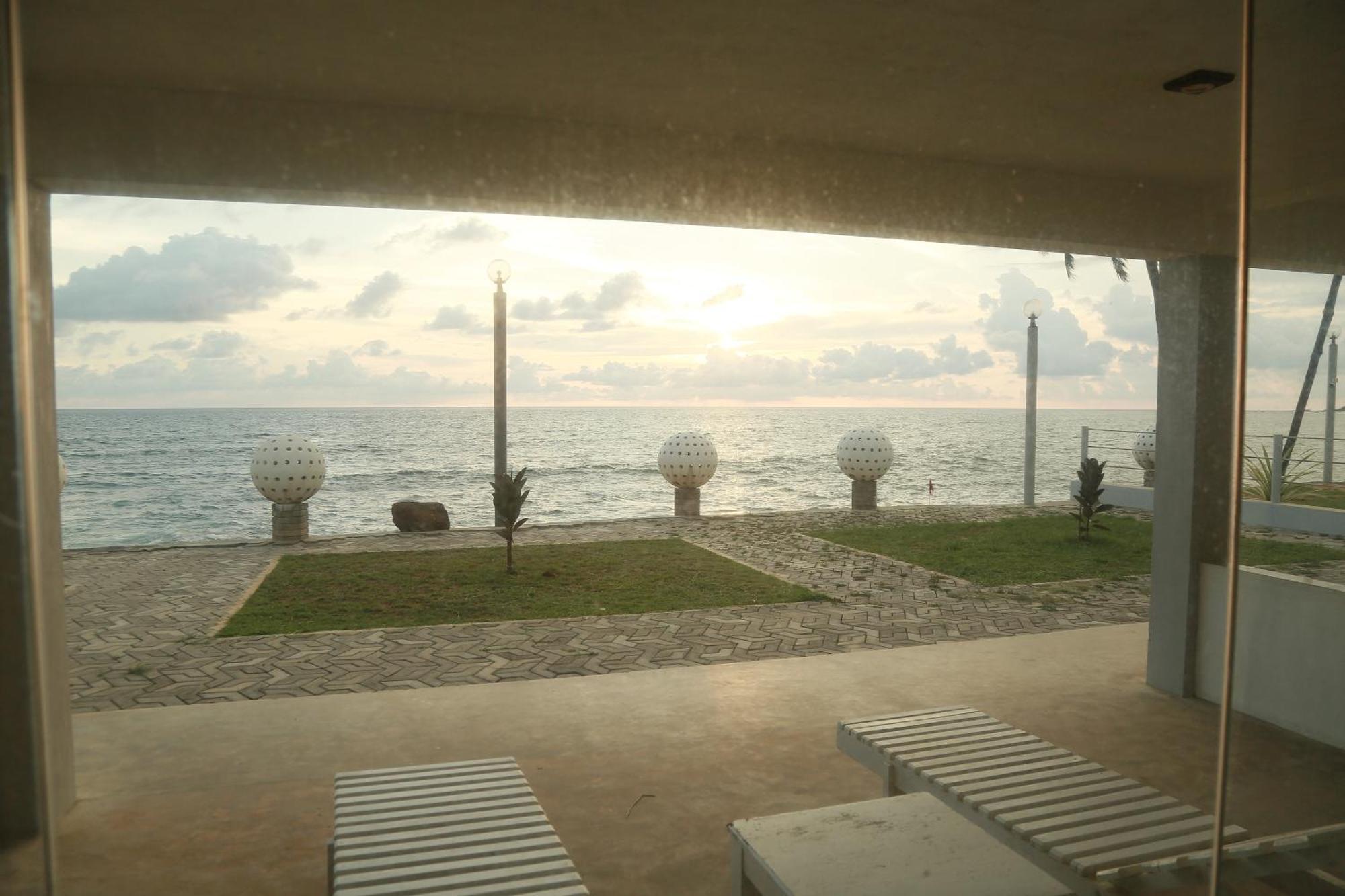 New Ocean Hill Hotel Hikkaduwa Εξωτερικό φωτογραφία